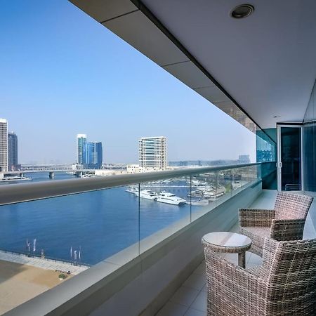 Waterfront Downtown- Damac Maison Canal View Дубай Екстериор снимка