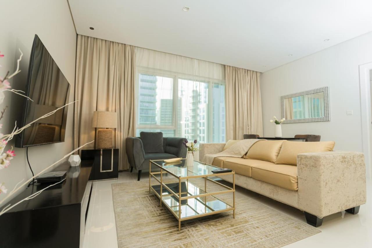 Waterfront Downtown- Damac Maison Canal View Дубай Екстериор снимка