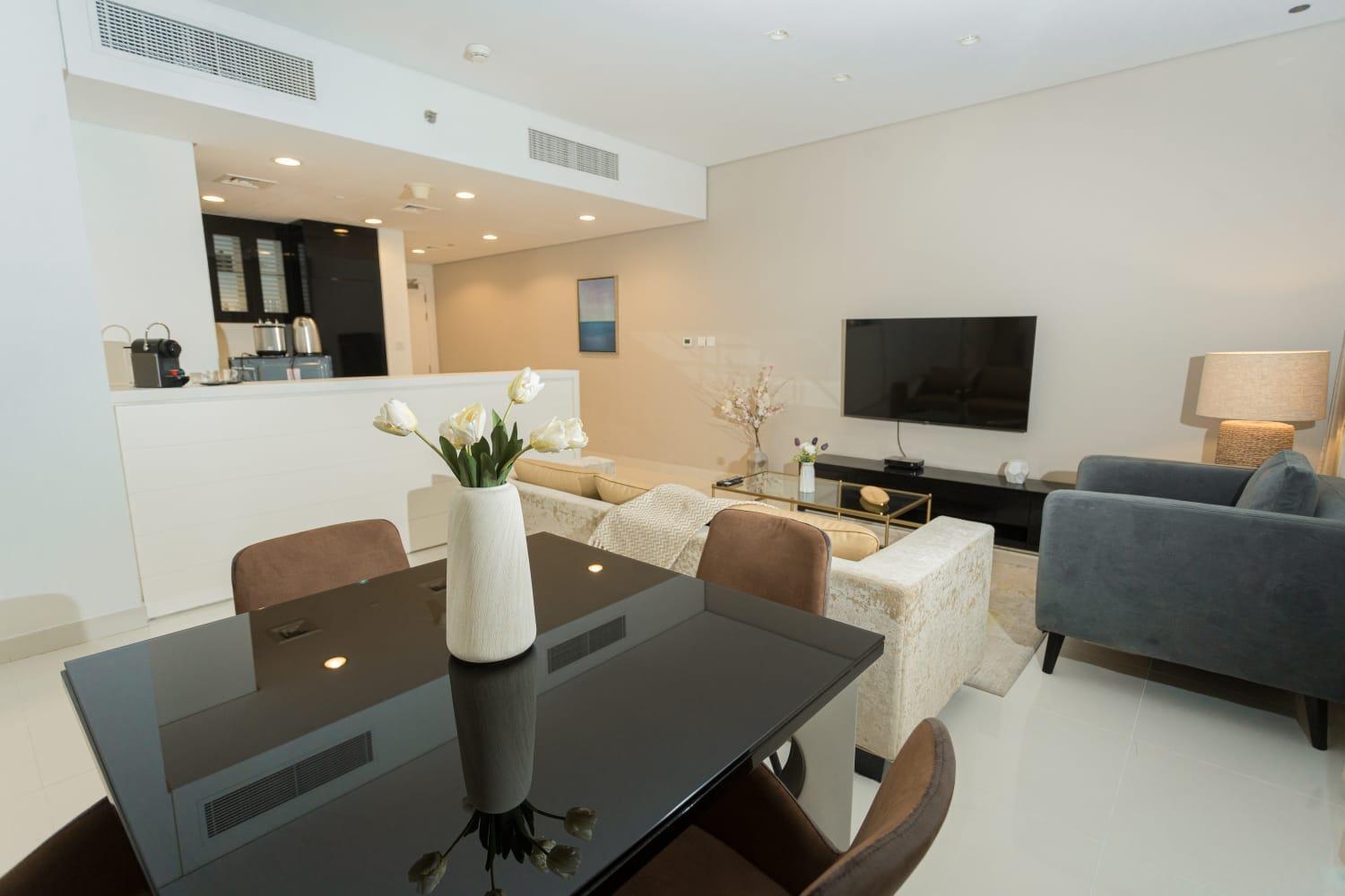 Waterfront Downtown- Damac Maison Canal View Дубай Екстериор снимка