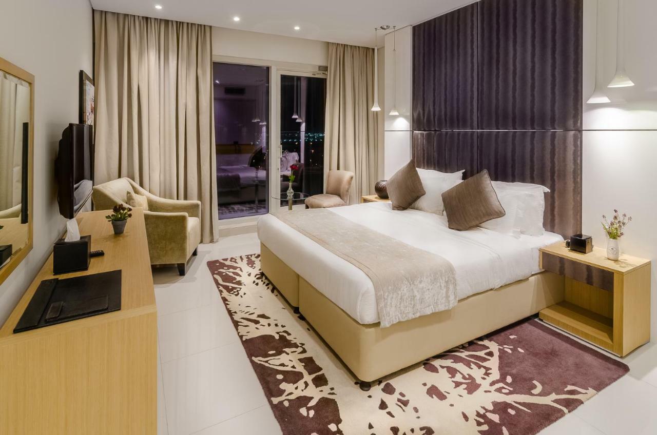 Waterfront Downtown- Damac Maison Canal View Дубай Екстериор снимка