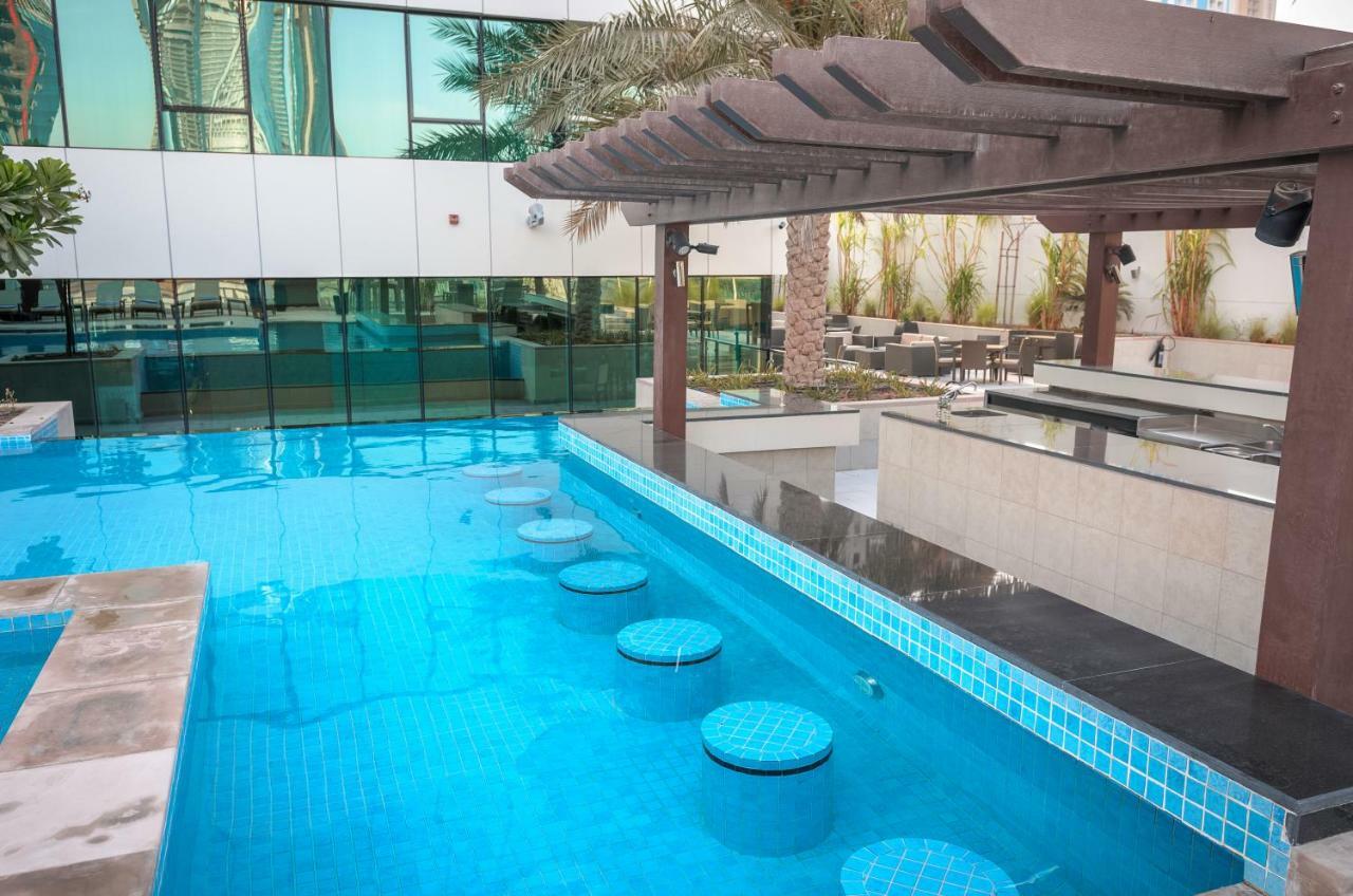 Waterfront Downtown- Damac Maison Canal View Дубай Екстериор снимка